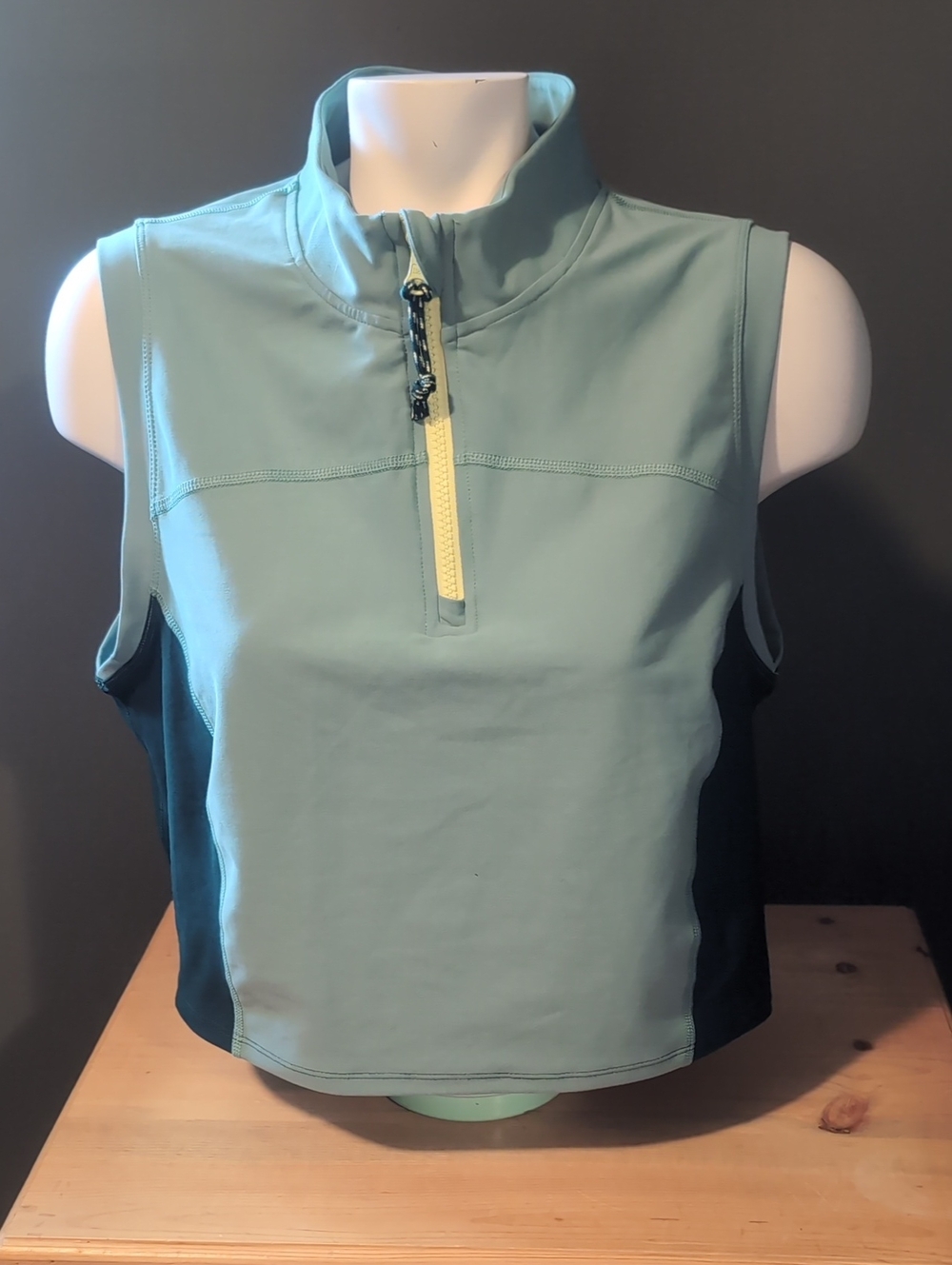 Old Navy Sage Green Sleeveless Quarter-Zip Tank with Black Side Panels